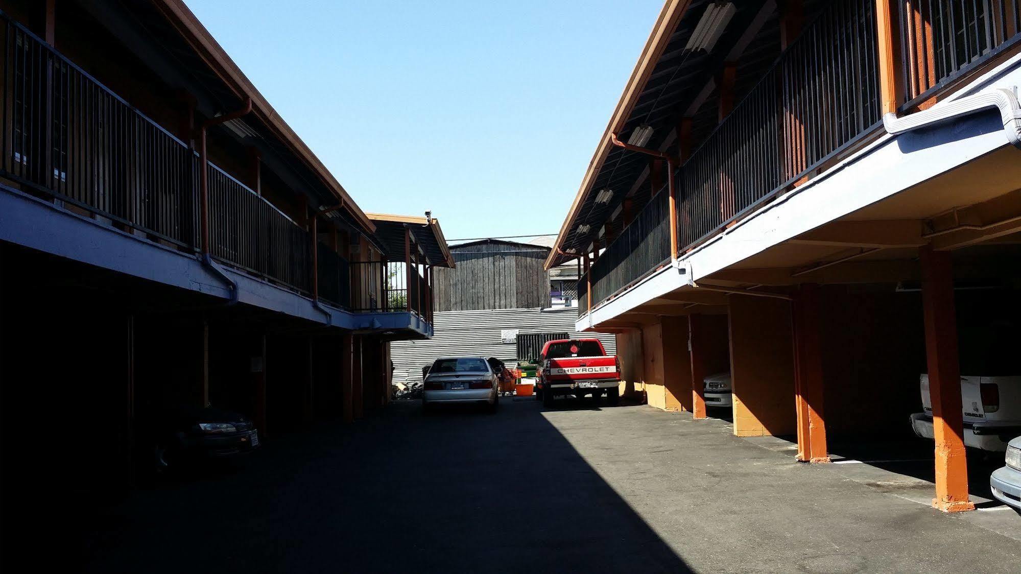 Nights Inn Motel Oakland Exterior photo